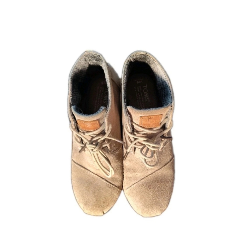 TOMS Beige Suede Desert Lace Up Wedge Boot